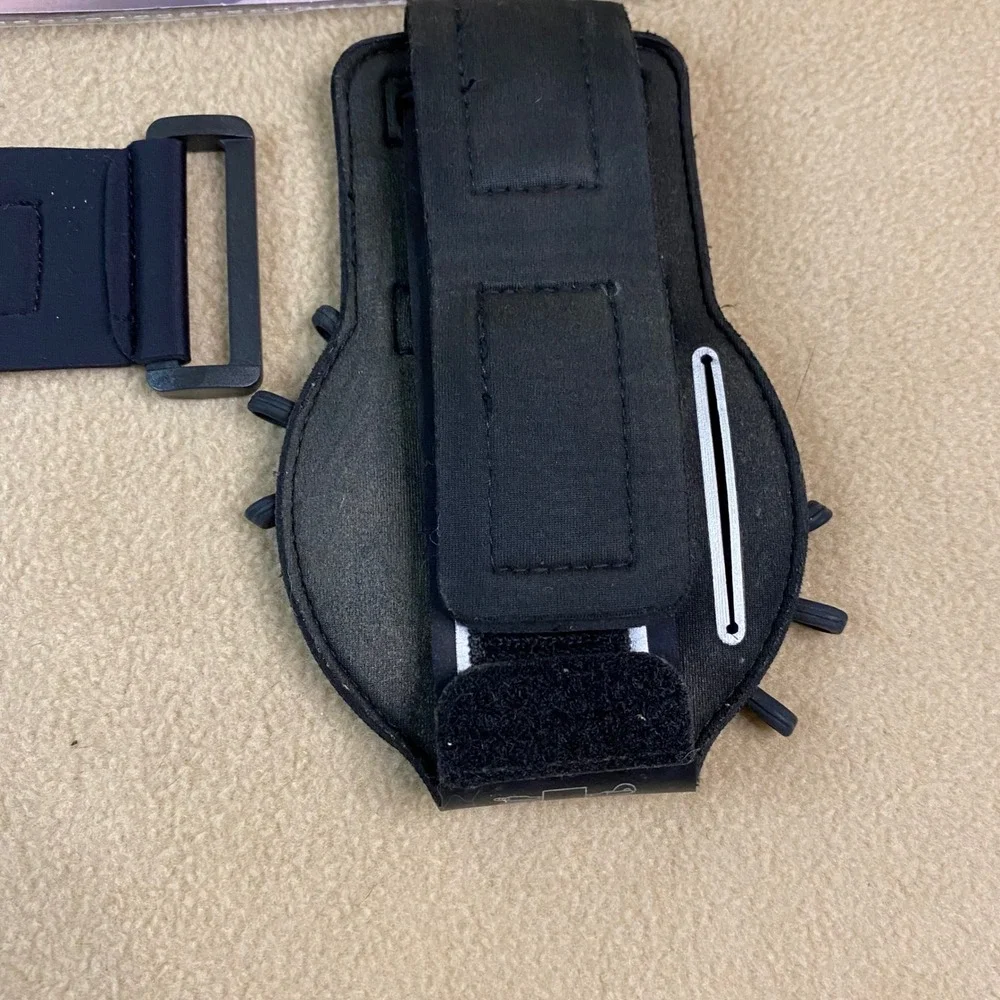 Revere‎ Sport 360 Armband iPhone Holder Mount Black Adjustable Workout Fitness